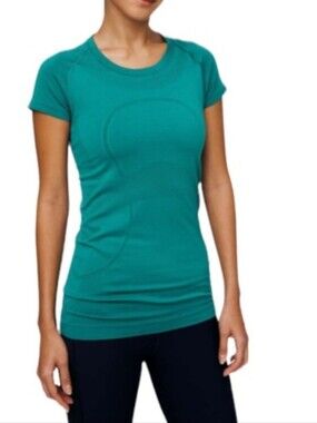 Lululemon Swiftly Tech Short Sleeve